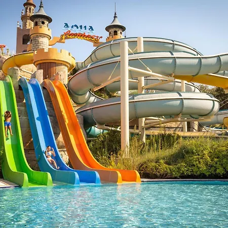 Aqua Fantasy Aquapark Hotel & Spa-2
