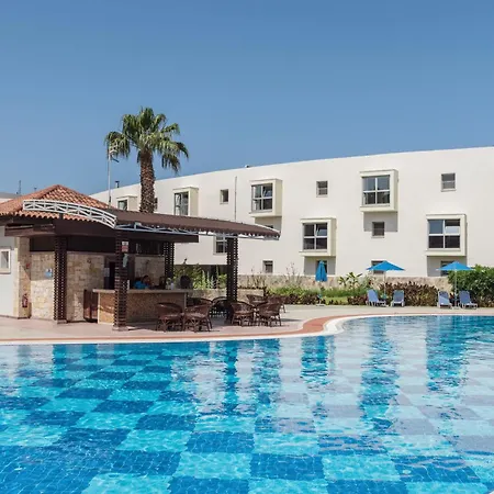 Aqua Fantasy Aquapark Hotel & Spa-2