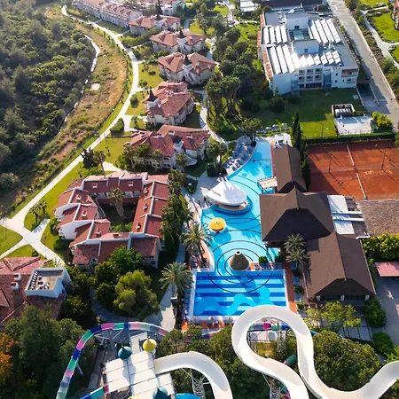 Aqua Fantasy Aquapark Hotel & Spa-3
